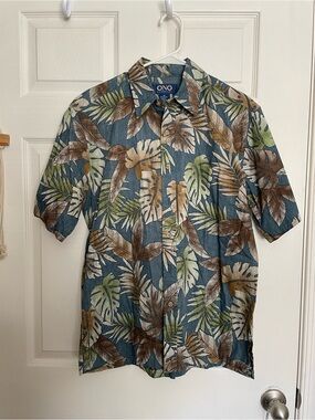 ONO & Company size M 100% Cotton Blue Tropical Leaf Short-Sleeve Button-Up Shirt